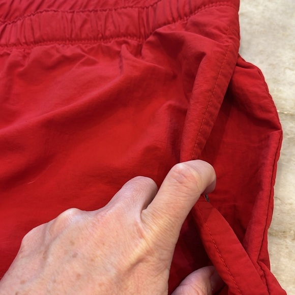 Columbia | Mesh Lined Swim Trunks‎ | Red | Men’s Large - Picture 5 of 13